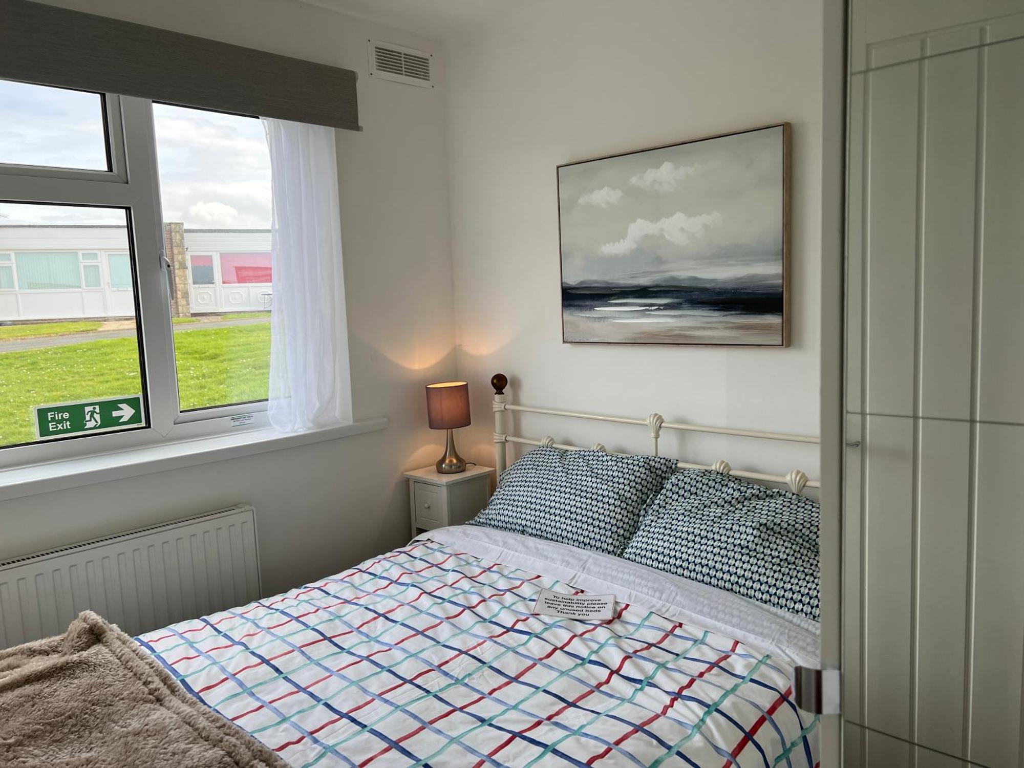 Chine Cottage Self-Catering Coastal Bungalow In Rural West Wight فريشووتر المظهر الخارجي الصورة